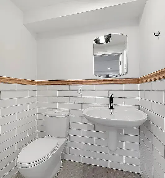 154 N 9th St #REAR — Photo 14