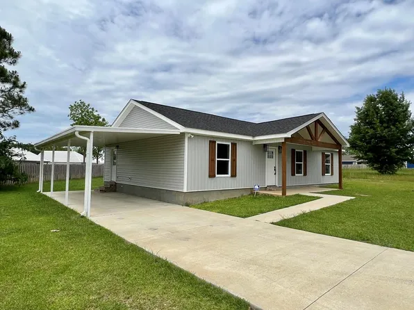 185 J Saunders Rd, Slocomb, AL 36375