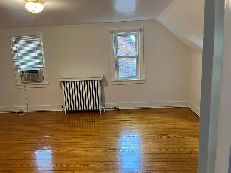 5737 5th Ave #3 — Photo 5