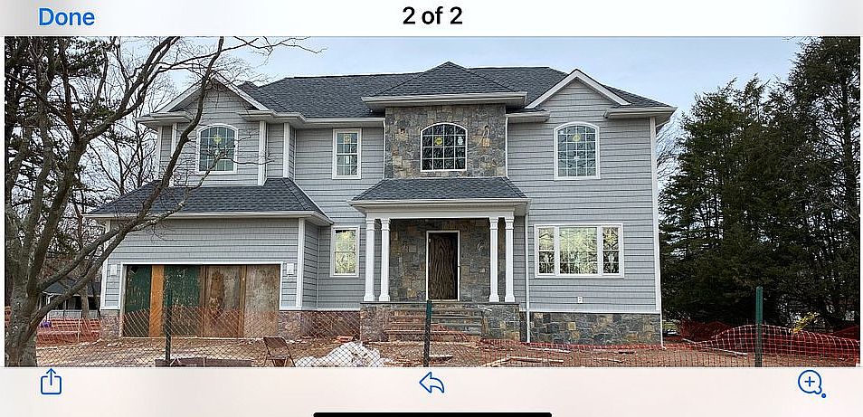 2nd image of 40 Millet St