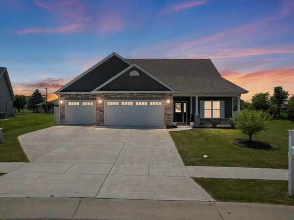 1828 Southridge Dr, Frankfort, IN 46041