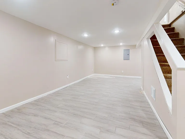8008 Algon Ave — Photo 7