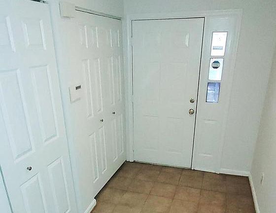 3rd image of 14653 Colonels Choice Rd