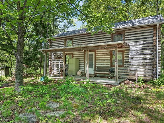 4th image of 307 Shale Bank Rd