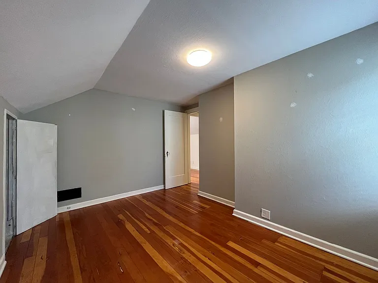 1723 NE 60th Ave — Photo 39