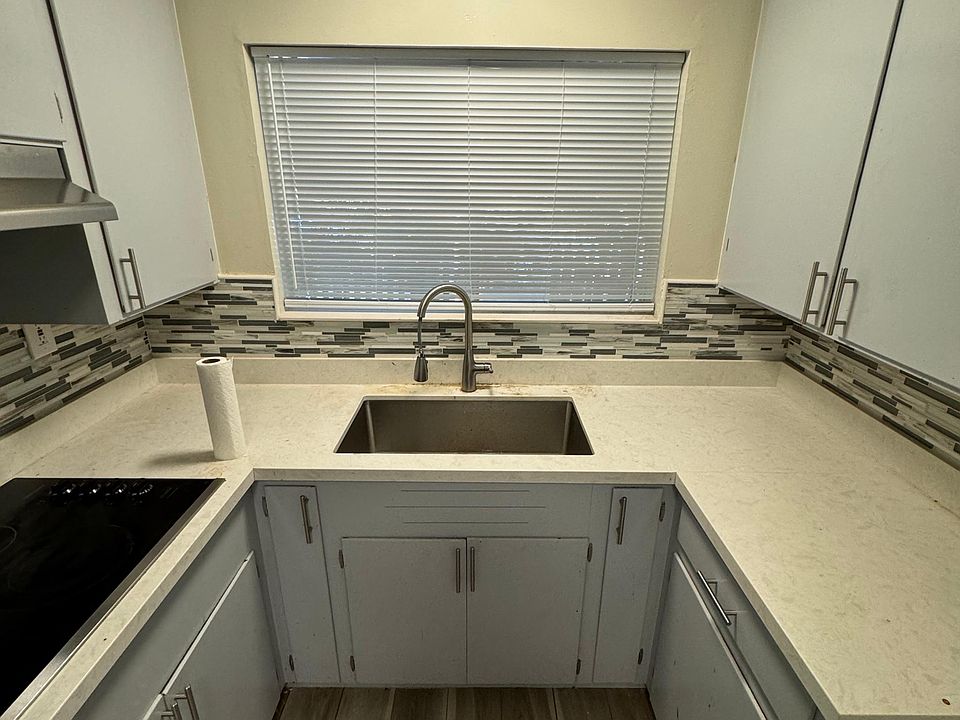 1st image of 260 Pettis Ave APT 1