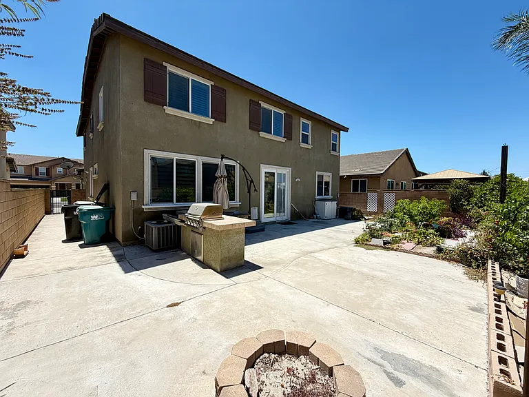 12488 Celebration Dr — Photo 37