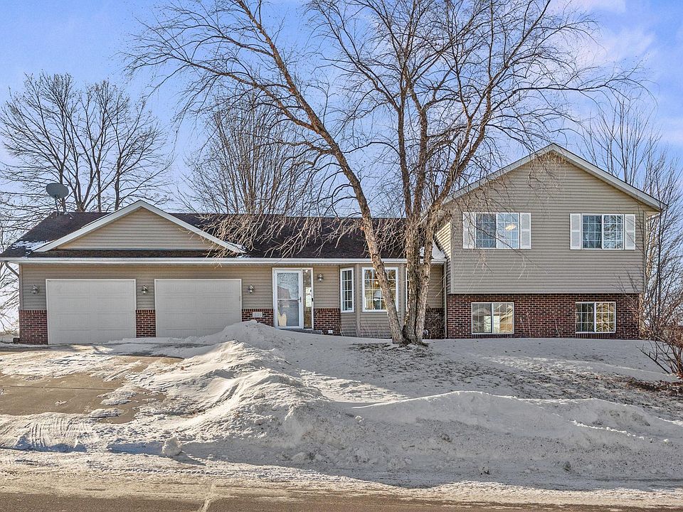 1st image of 521 Upland Rd NW