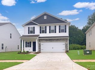 4015 Ruth Creek Ct, Charlotte, NC 28216