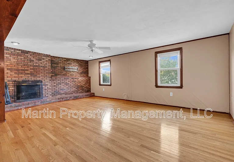 7 Briarwood Rd — Photo 13