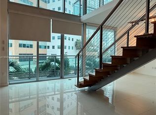 Wind, Miami, FL 33130