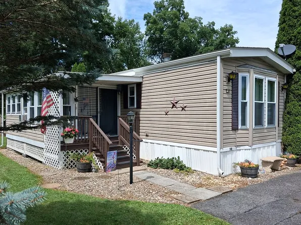 141 Woodside St, Bedford, PA 15522