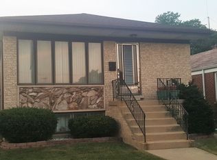 7508 W Foster Ave, Chicago, IL 60656