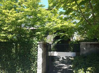 1244 E Crockett St, Seattle, WA 98102