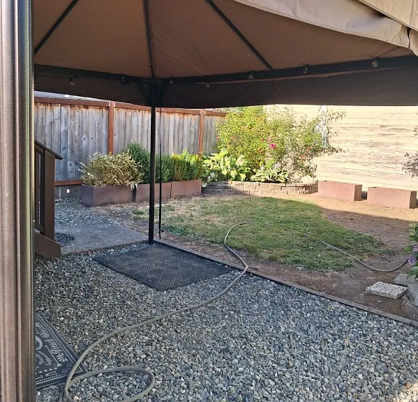 309 Kansas Ave #1/2 — Photo 23