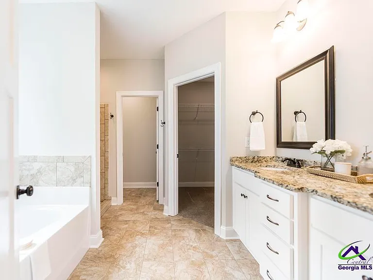 605 Adirondac Way — Photo 20