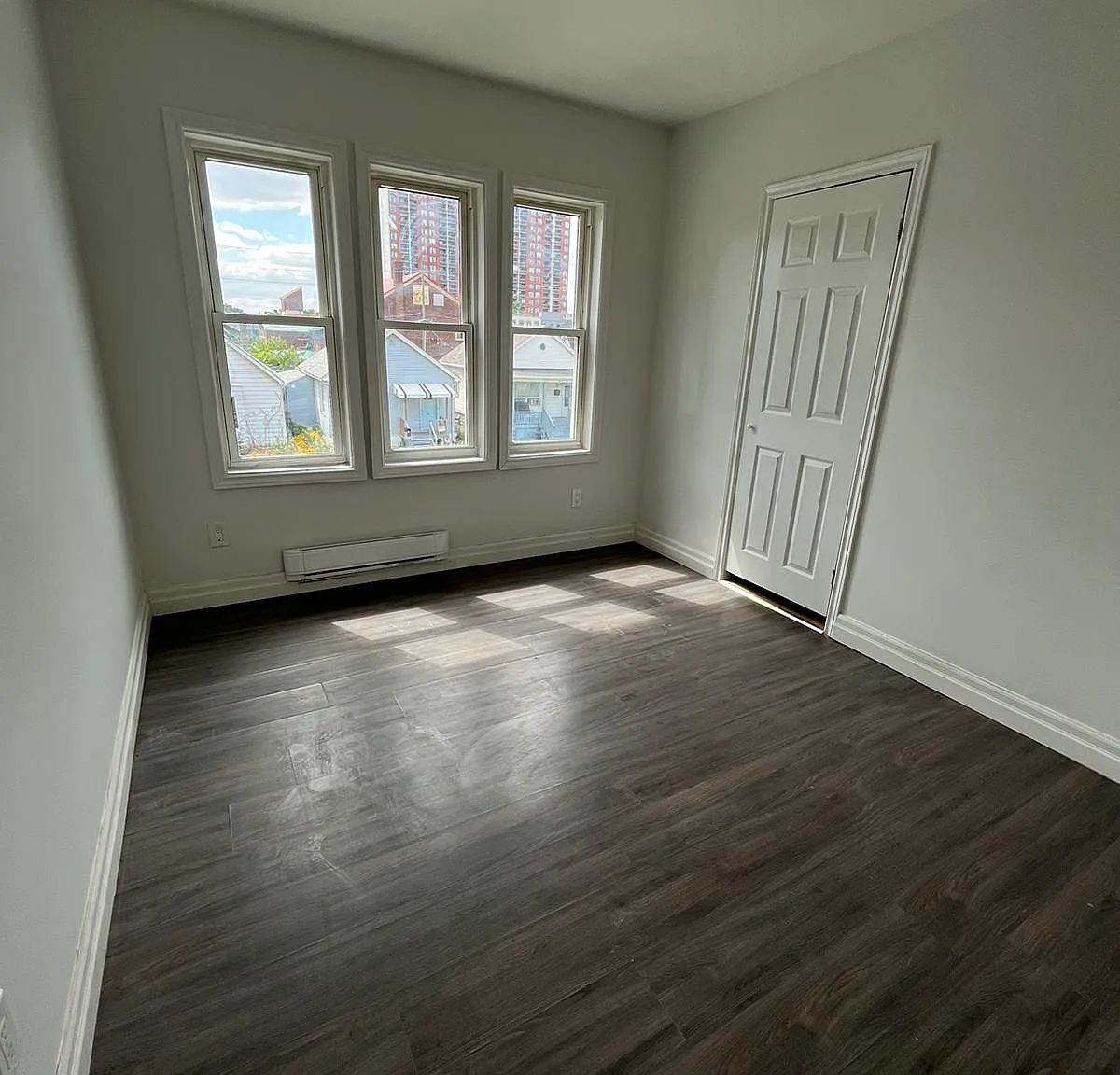 2 bed, $1,200 — Photo 2