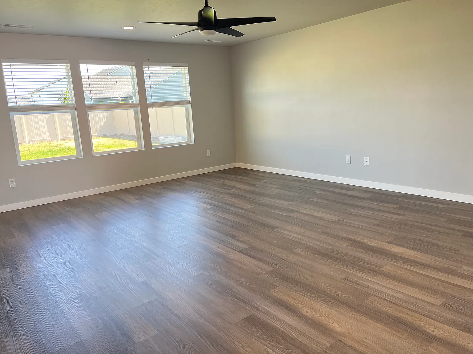 4 bed, 2636 sqft, $2,800 — Photo 4