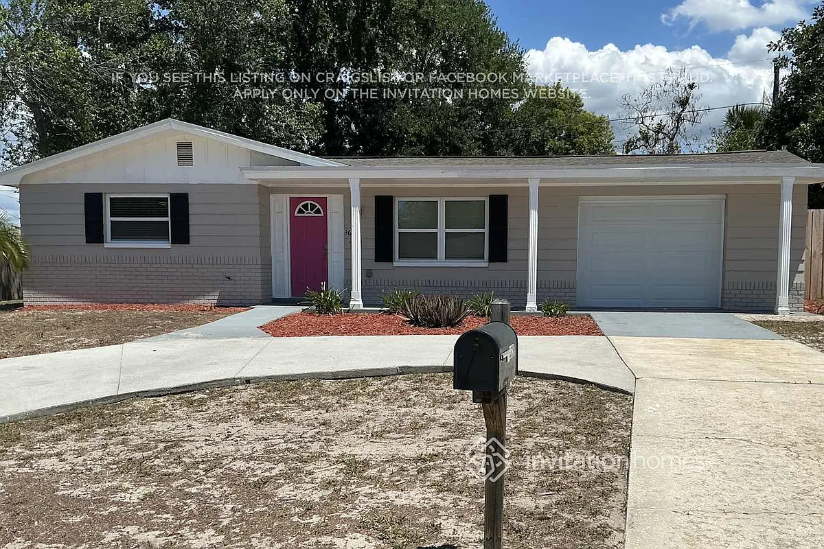 Building Photo - 3620 Westchester Dr