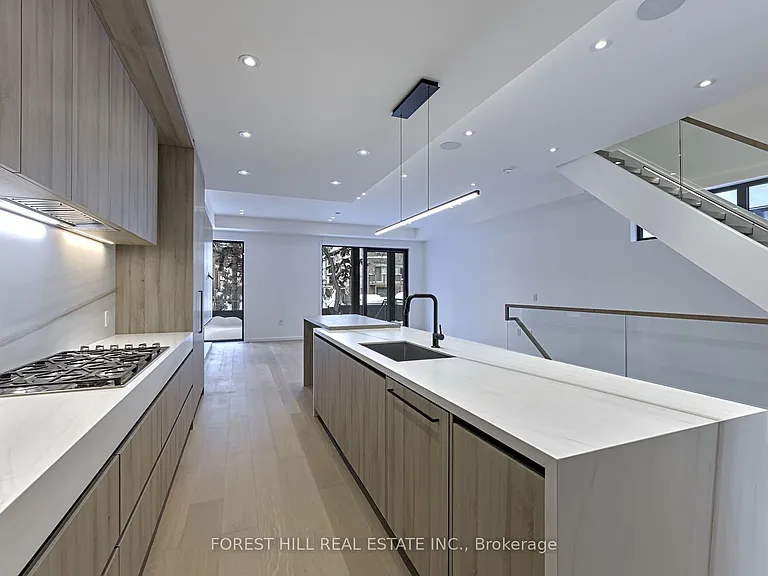 42 Cameron Ave — Photo 13
