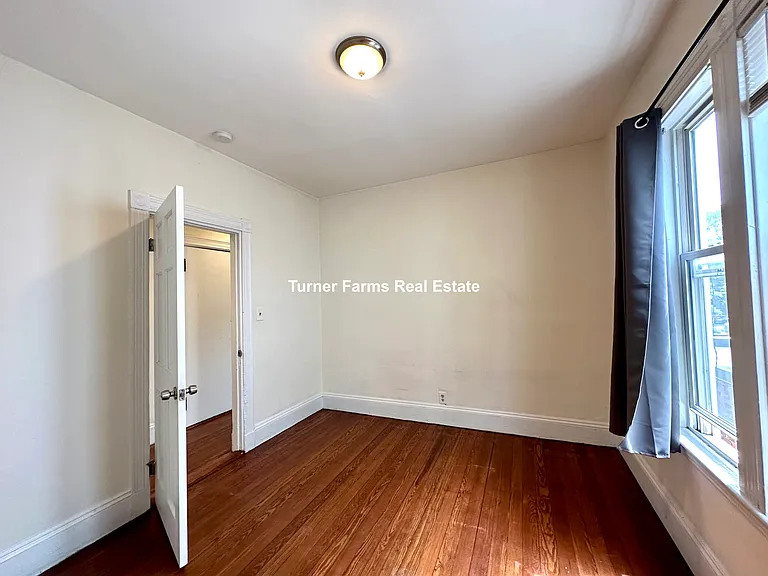 692 Columbia Rd #2A — Photo 25