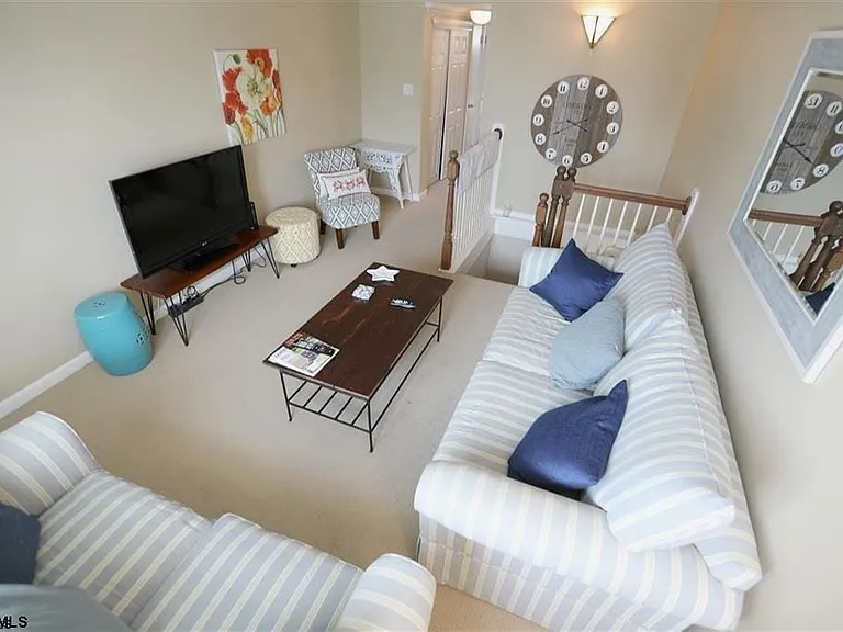 9510 Amherst Ave #116 — Photo 13