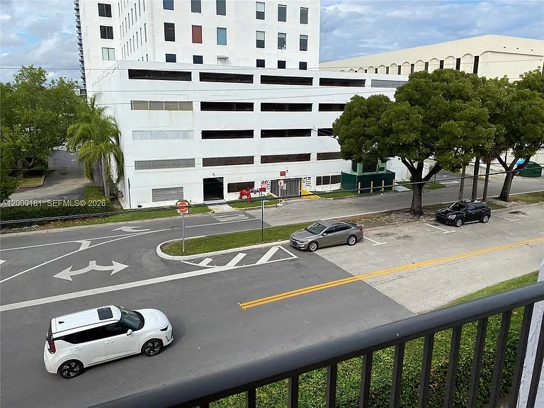 1900 Diana Dr #3D — Photo 22