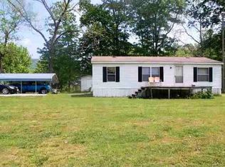 393 Wheeler Rd, Ewing, VA 24248
