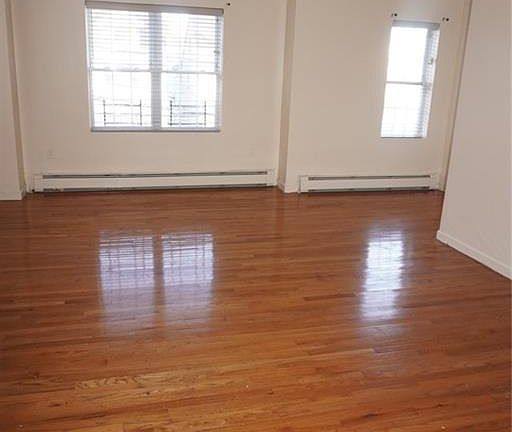 3rd image of 224 W 2nd St Floor 2