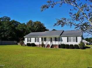 101 Buckskin Dr, Maysville, NC 28555