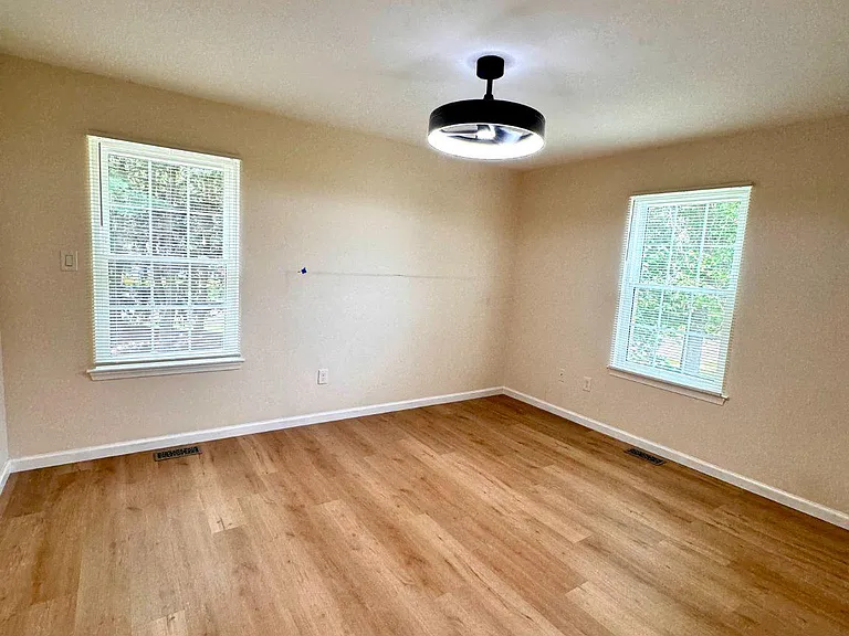 78 Beacon Pl — Photo 29