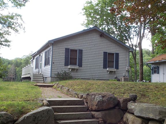 3rd image of 11 Alder Point Dr