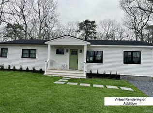 10 Shinnecock Lane, Hampton Bays, NY 11946