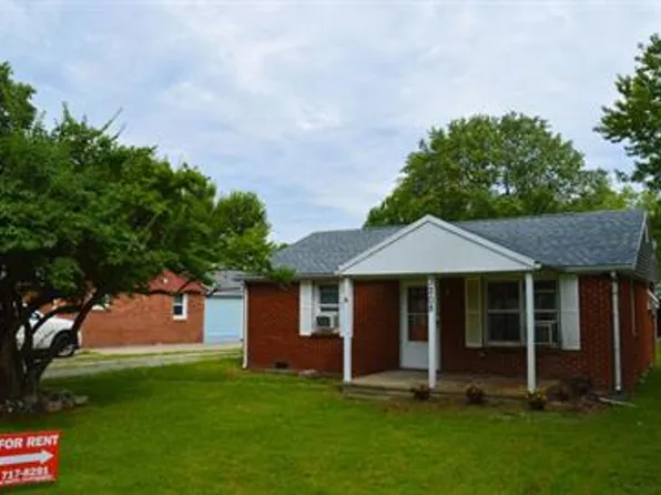 3208 W 28th St, Muncie, IN 47302