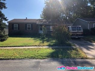 1020 Thompson Dr, Florissant, MO 63031