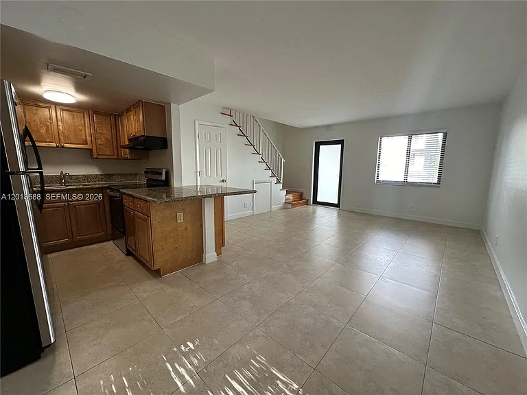 2705 NE 9th Ave #203 — Photo 9