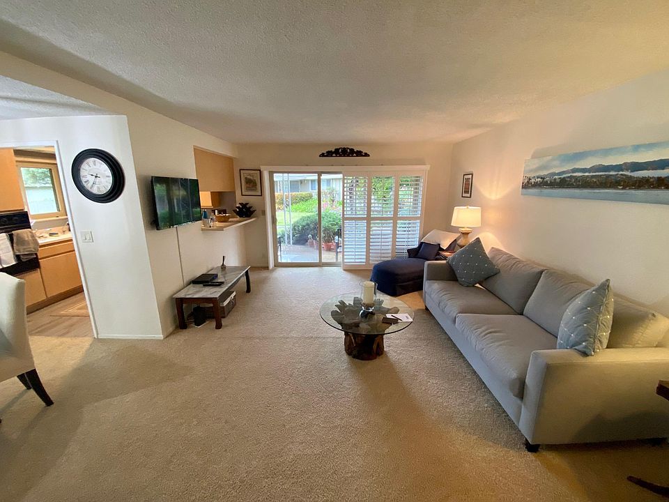 2nd image of 333 Moreton Bay Ln Unit 2
