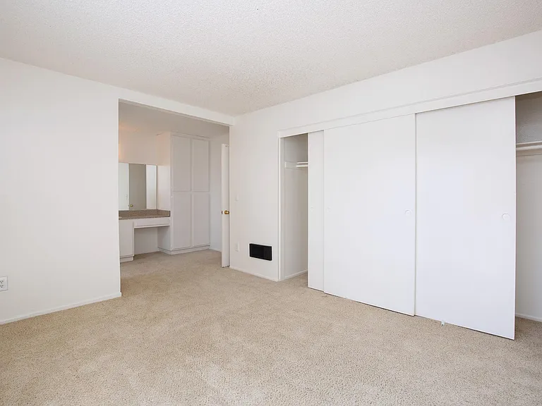 Five Coves Apartment Homes — Photo 20
