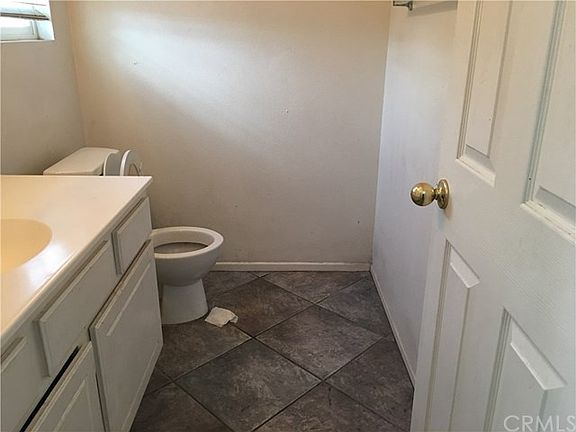 3rd image of 14749 Louisa Ct