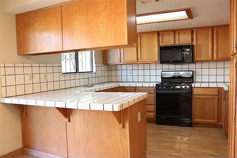 5th image of 8384 Toulouse Way