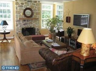 519 Lynmere Rd, Bryn Mawr, PA 19010