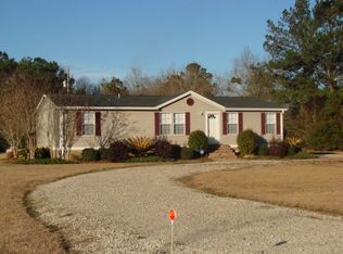 16 Carr Rd, Picayune, MS 39466