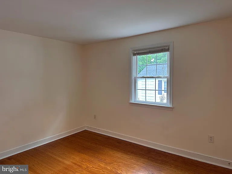 8 Arthur Rd — Photo 18