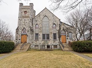 125 W Circular St, Saratoga Springs, NY 12866