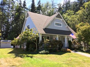 2419 26th St, Anacortes, WA 98221