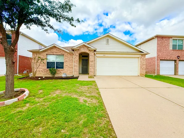 1705 Desperado Rd, Fort Worth, TX 76131