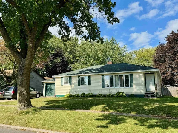 518 North APPLE AVENUE, Marshfield, WI 54449