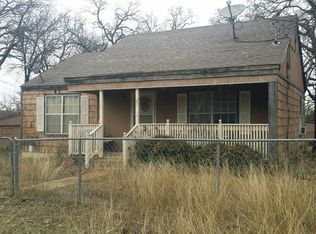 166 Amon St, Bowie, TX 76230
