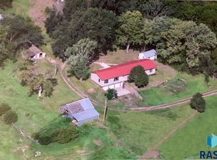 298 48327th St, Hawarden, IA 51023