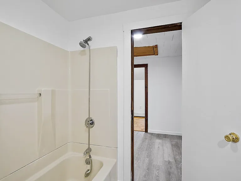 47 Railroad Ave #2 — Photo 17
